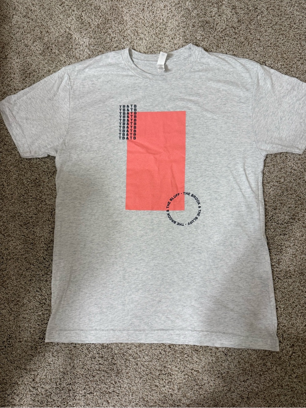 Men's Gray Graphic Tee with Coral Rectangle